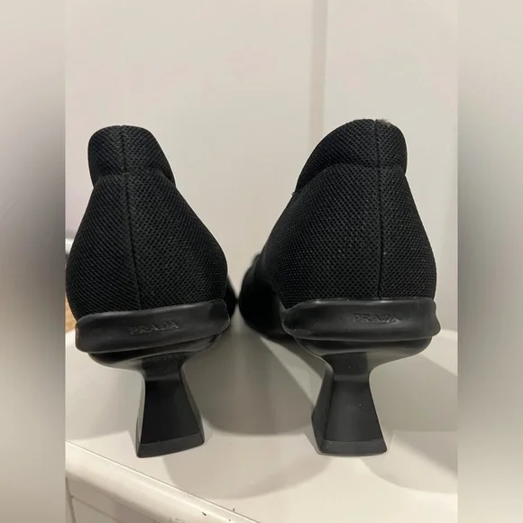 Beautiful Prada shoes - Picture 4 of 4